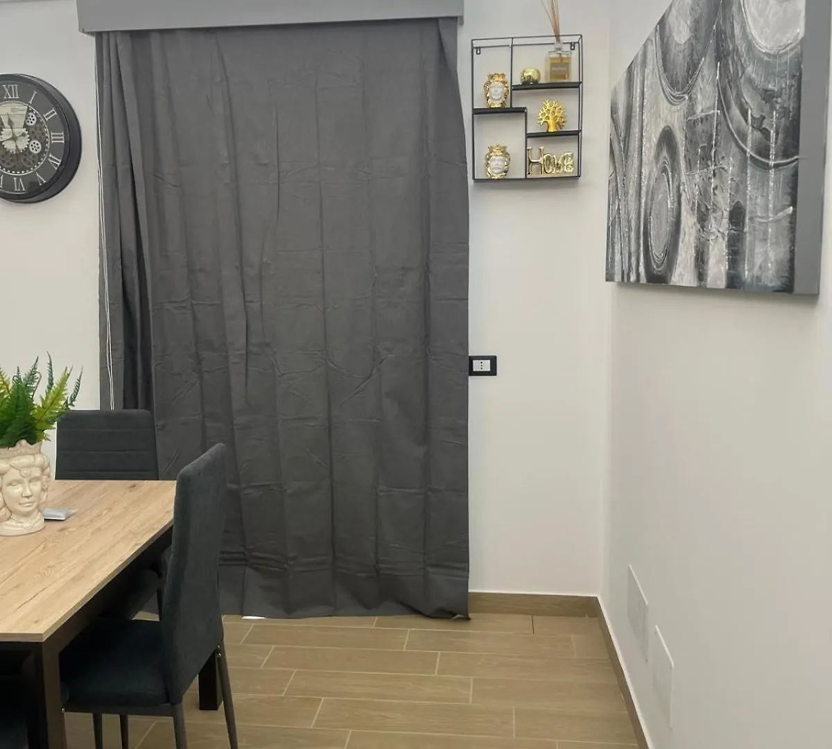 Casa Del Mercato Del Capo Apartment Palermo 0*,  Italy